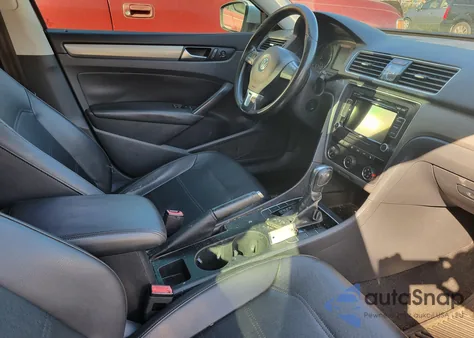 2015 Volkswagen Passat 1.8T Limited Edition from USA, damaged, VIN 1VWAS7A3XFC118478